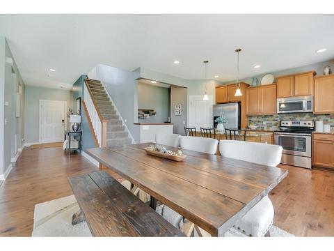 1619 Aspen Dr, Carver, MN 55315 photo 4