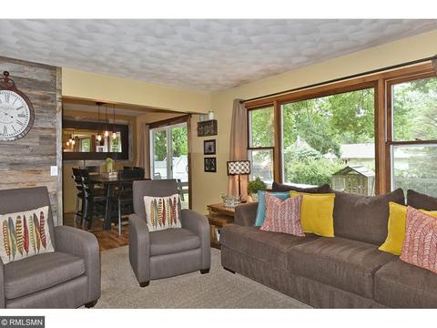 717 12th St SW, Faribault, MN 55021 photo 5