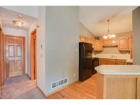 3115 Joyce Ct, Eagan, MN 55121 photo 6