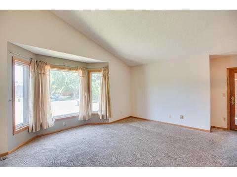 3115 Joyce Ct, Eagan, MN 55121 photo 4
