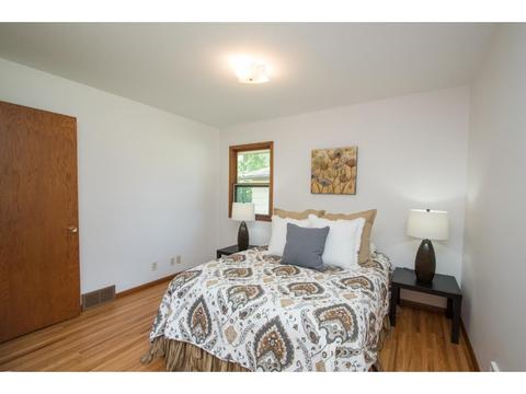 10018 Brookside Ave, Bloomington, MN 55431 photo 13
