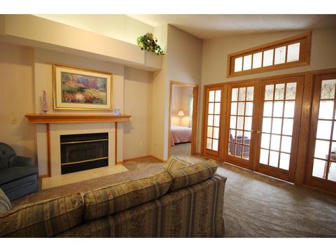4128 Ruby Ln, Eagan, MN 55122 photo 2