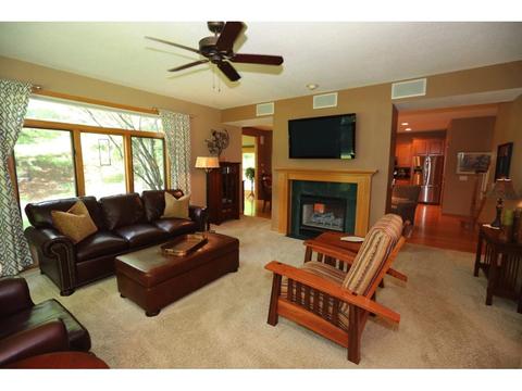 3664 Robin Ln, Eagan, MN 55122 photo 12