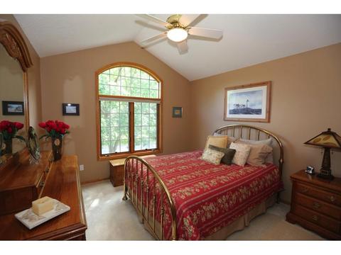 3664 Robin Ln, Eagan, MN 55122 photo 18