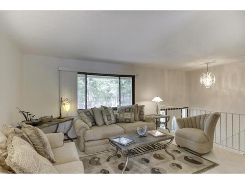1758 Walnut Ln, Eagan, MN 55122 photo 4