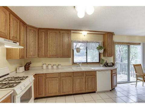 1758 Walnut Ln, Eagan, MN 55122 photo 8