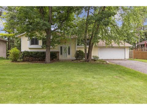 1758 Walnut Ln, Eagan, MN 55122 photo 1