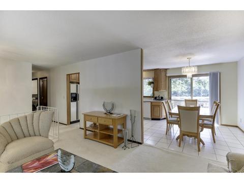1758 Walnut Ln, Eagan, MN 55122 photo 5