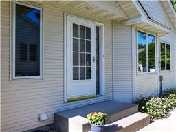 3422 Eagan Oaks Ct, Eagan, MN 55123 photo 2