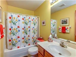 3422 Eagan Oaks Ct, Eagan, MN 55123 photo 17