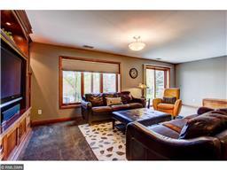 504 Chapel Ct, Eagan, MN 55121 photo 12
