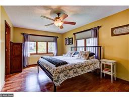 504 Chapel Ct, Eagan, MN 55121 photo 7