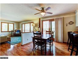 504 Chapel Ct, Eagan, MN 55121 photo 5