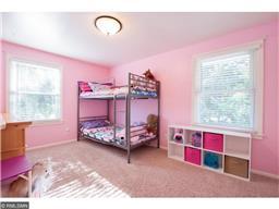 1340 Avalon Ave, Eagan, MN 55121 photo 18