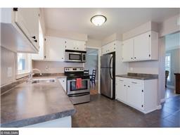 1340 Avalon Ave, Eagan, MN 55121 photo 12