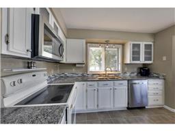 1741 Karis Way, Eagan, MN 55122 photo 4