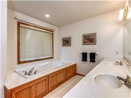 4790 Slater Rd, Eagan, MN 55122 photo 18