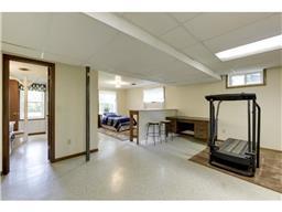 9417 Thomas Rd, Bloomington, MN 55431 photo 21