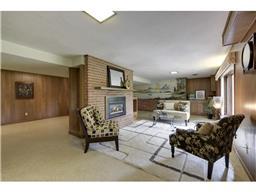 9417 Thomas Rd, Bloomington, MN 55431 photo 18