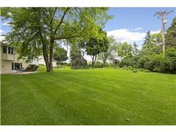 9417 Thomas Rd, Bloomington, MN 55431 photo 24
