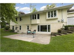 9417 Thomas Rd, Bloomington, MN 55431 photo 22