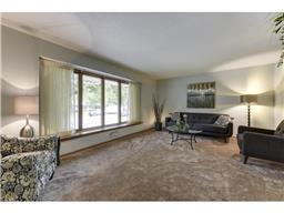 9417 Thomas Rd, Bloomington, MN 55431 photo 6