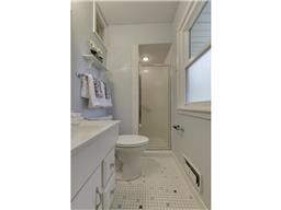 9417 Thomas Rd, Bloomington, MN 55431 photo 14