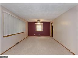 717 9th St NW, Faribault, MN 55021 photo 7