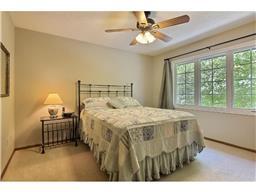 737 Mill Run Cir, Eagan, MN 55123 photo 14