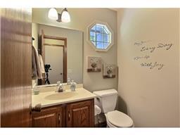 737 Mill Run Cir, Eagan, MN 55123 photo 8
