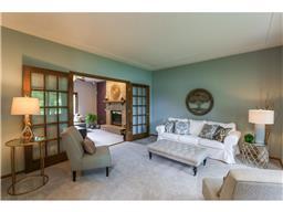 1529 Blackhawk Ridge Ct, Eagan, MN 55122 photo 2