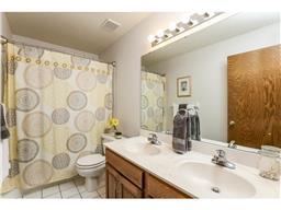1529 Blackhawk Ridge Ct, Eagan, MN 55122 photo 16