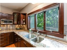 1529 Blackhawk Ridge Ct, Eagan, MN 55122 photo 6