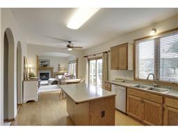 14205 Freeport Trl, Apple Valley, MN 55124 photo 5