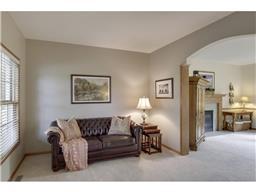 14205 Freeport Trl, Apple Valley, MN 55124 photo 9
