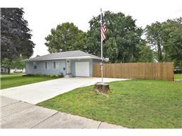 1105 8th Ave SW, Faribault, MN 55021 photo 2