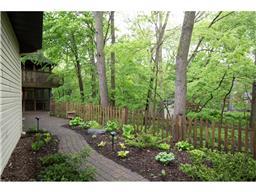 117 Pleasant Ln E, Excelsior, MN 55331 photo 23