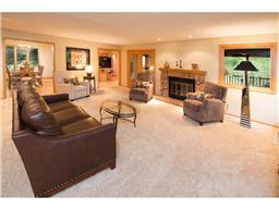 117 Pleasant Ln E, Excelsior, MN 55331 photo 2