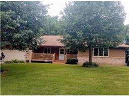 916 Bradford Ave, Champlin, MN 55316 photo 2