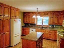 916 Bradford Ave, Champlin, MN 55316 photo 4