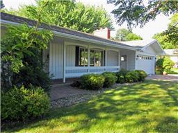 909 Minnesota Blvd SE, Saint Cloud, MN 56304 photo 2
