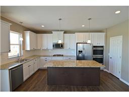 4736 Prairie Dunes Way, Eagan, MN 55123 photo 4
