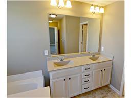 4736 Prairie Dunes Way, Eagan, MN 55123 photo 10