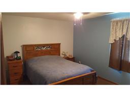 8451 S Pond Trl, Champlin, MN 55316 photo 6