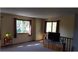 8451 S Pond Trl, Champlin, MN 55316 photo 3