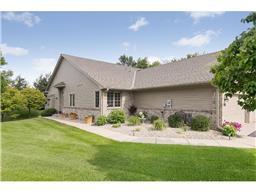 1581 Antler Pt, Eagan, MN 55122 photo 2
