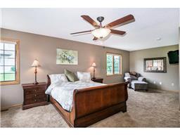 1581 Antler Pt, Eagan, MN 55122 photo 12