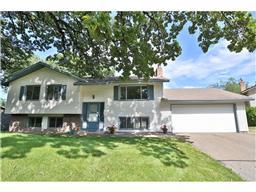 1710 Walnut Cir, Eagan, MN 55122 photo 1