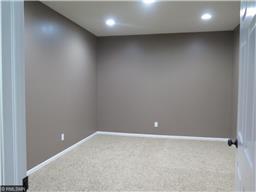1672 Oakbrooke Ct, Eagan, MN 55122 photo 13