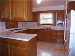 315 Spring St, Kenyon, MN 55946 photo 2